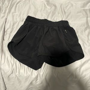 Lululemon 4 inch Hotty Hot Running Short